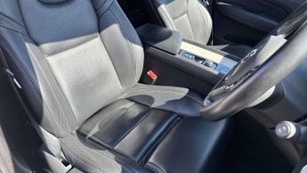 Volvo XC60 2.0 T8 [390] Hybrid Inscription 5dr AWD Geartronic