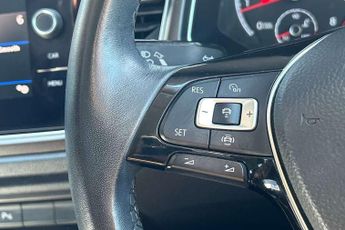 Volkswagen T-Roc 1.5 TSI EVO SE 5dr