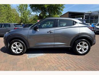 Nissan Juke 1.0 DiG-T Acenta 5dr DCT