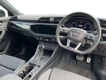 Audi Q3 35 TDI Black Edition 5dr S Tronic [20" Alloy]