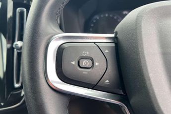 Volvo XC40 1.5 T3 [163] R DESIGN 5dr Geartronic
