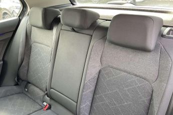 Volkswagen Golf 1.5 eTSI 150 Life 5dr DSG