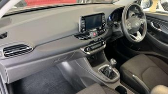 Hyundai i30 1.0T GDi SE Connect 5dr
