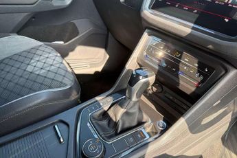 Volkswagen Tiguan 2.0 TDI 4Motion R-Line 5dr DSG