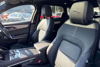 Jaguar F-Pace 2.0 P250 R-Dynamic S 5dr Auto AWD