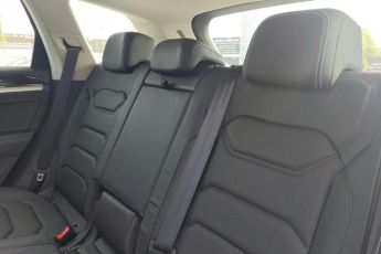 Volkswagen Touareg 3.0 TSI eHybrid 4Motion Elegance 5dr Tip Auto