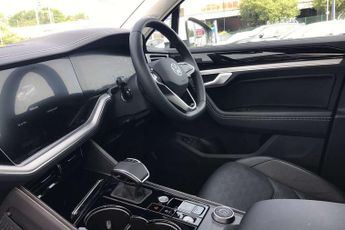 Volkswagen Touareg 3.0 TSI eHybrid 4Motion Elegance 5dr Tip Auto