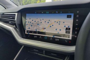 Volkswagen Touareg 3.0 TSI eHybrid 4Motion Elegance 5dr Tip Auto