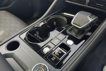 Volkswagen Touareg 3.0 TSI eHybrid 4Motion Elegance 5dr Tip Auto