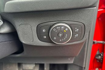Ford Focus 1.0 EcoBoost Hybrid mHEV 155 Titanium 5dr Auto
