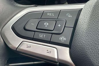 Volkswagen Golf 1.5 eTSI 150 Life 5dr DSG