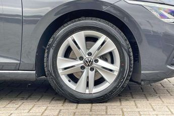 Volkswagen Golf 1.5 eTSI 150 Life 5dr DSG