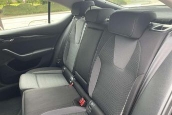 Skoda Octavia 1.4 TSI iV SE Technology DSG 5dr