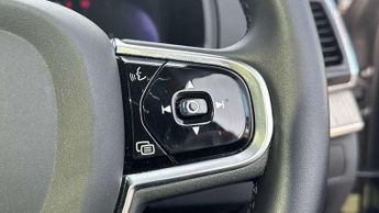 Volvo XC90 2.0 B5P Ultimate Dark 5dr AWD Geartronic