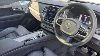 Volvo XC90 2.0 B5P Ultimate Dark 5dr AWD Geartronic