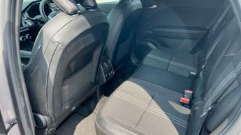 Renault Captur 1.6 E-Tech full hybrid 145 Engineered 5dr Auto