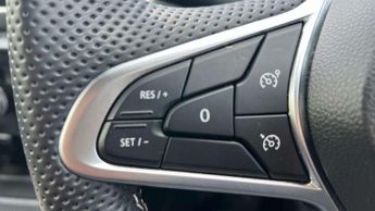 Renault Captur 1.6 E-Tech full hybrid 145 Engineered 5dr Auto