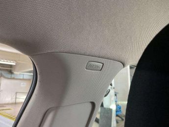 Volkswagen Polo 1.0 TSI Life 5dr