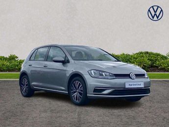 Volkswagen Golf TDi 1.6 TDI SE [Nav] 5dr DSG