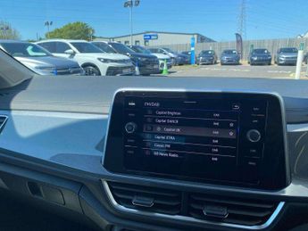 Volkswagen T-Roc 1.5 TSI Style 5dr
