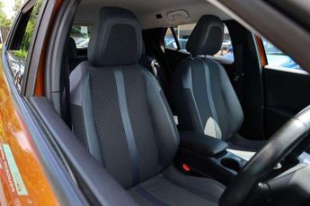 Peugeot 2008 1.2 PureTech Allure Premium 5dr