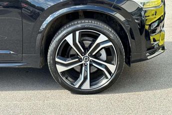 Volvo XC90 2.0 B5D [235] R DESIGN Pro 5dr AWD Geartronic