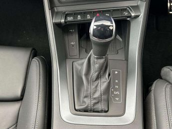 Audi Q3 35 TFSI S Line 5dr S Tronic [Leather]
