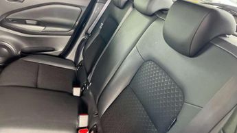 Nissan Juke 1.0 DiG-T 114 N-Connecta 5dr DCT
