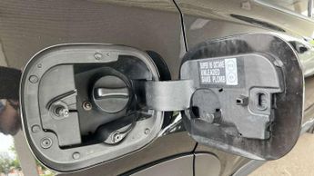 Nissan Juke 1.0 DiG-T 114 N-Connecta 5dr DCT