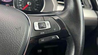 Volkswagen Passat Estate 2.0 TDI SE Business 5dr DSG [7 Speed]