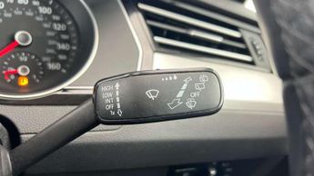 Volkswagen Passat Estate 2.0 TDI SE Business 5dr DSG [7 Speed]