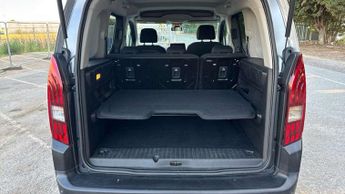 Peugeot Rifter 1.5 BlueHDi 130 Allure 5dr