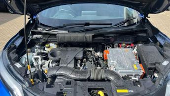 Nissan Juke 1.6 Hybrid Tekna 5dr Auto