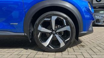 Nissan Juke 1.6 Hybrid Tekna 5dr Auto