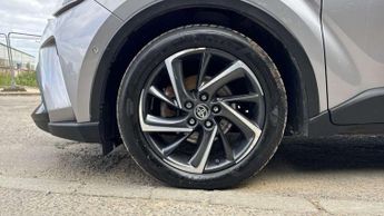 Toyota C-HR 1.8 Hybrid Dynamic 5dr CVT
