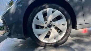 Volkswagen Golf 1.5 TSI Match 5dr