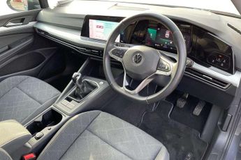 Volkswagen Golf 1.5 TSI Life 5dr