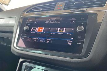 Volkswagen Tiguan 2.0 TDI R-Line Edition 5dr DSG