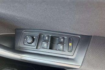 Volkswagen T-Roc 1.5 TSI Life 5dr DSG