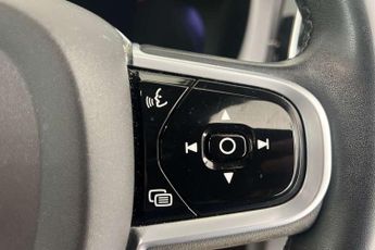 Volvo XC60 2.0 B4D R DESIGN Pro 5dr AWD Geartronic