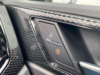 Volkswagen Polo 1.0 TSI Life 5dr
