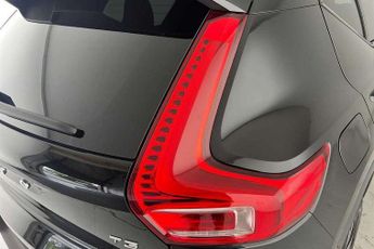 Volvo XC40 1.5 T3 [163] R DESIGN 5dr Geartronic