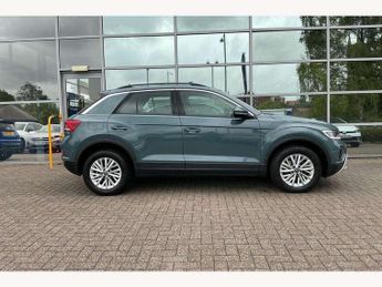 Volkswagen T-Roc 1.5 TSI Life 5dr