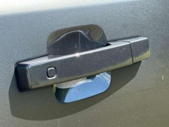 Land Rover Defender 5.0 P525 V8 Carpathian Edition 90 3dr Auto