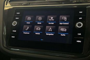 Volkswagen Tiguan 2.0 TSi 230 4Motion R-Line Tech 5dr DSG