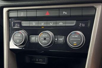 Volkswagen T-Roc 1.5 TSI EVO SE 5dr