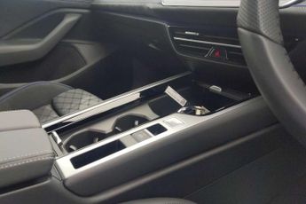 Volkswagen Passat Estate 1.5 TSI eHybrid R-Line 5dr DSG