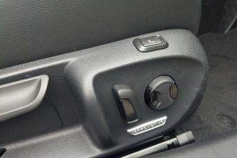 Volkswagen Passat Estate 1.5 TSI eHybrid R-Line 5dr DSG