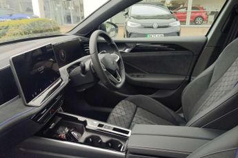 Volkswagen Passat Estate 1.5 TSI eHybrid R-Line 5dr DSG
