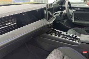 Volkswagen Passat Estate 1.5 TSI eHybrid R-Line 5dr DSG
